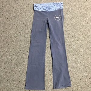 VS PINK light blue leggings